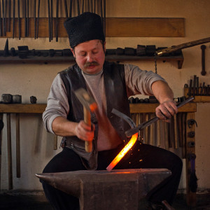 Faurarul-satului-Ciganykovacs-The-blacksmith