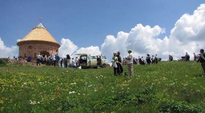 Mountain walking tour