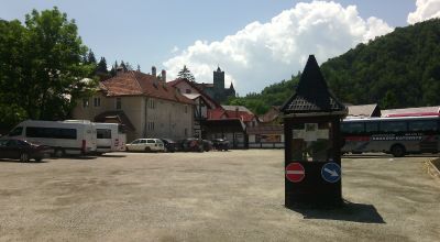 Bráni Galériák fizetős parkoló Bran (Törcsvár)