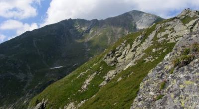 Kilátó pont Lespezi Csúcs Zărneşti (Zernyest)