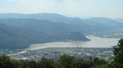 Lake Batca Doamnei Piatra Neamt