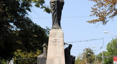 Mihai Eminescu Statue Iasi