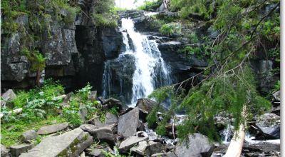 Tinovul Seche şi Cascada Szökő Vlăhita