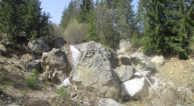 Jávárdi creek waterfall Lunca de Jos