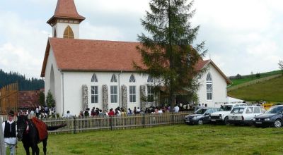 Kármelhegyi Boldogasszony templom Lunca de Sus