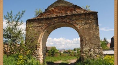 Castle ruins Sanzieni