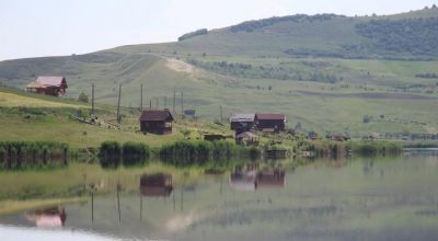 Catina Lake Cătina