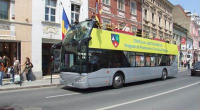 Autobuz turistic supraetajat Braşov