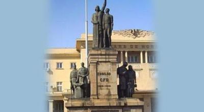 Monumentul Eroilor CFR-isti Bucureşti (Bukarest)