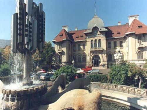 Das Historische Und Altertumskunde Museum Piatra Neamt