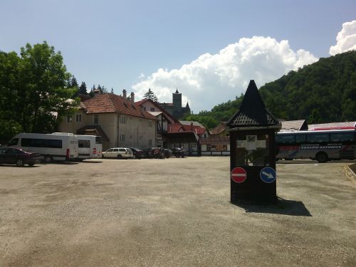 Bran Galeria Bewachter Parkplatz Bran (Törzburg)