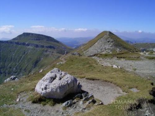 Bucurei Csúcs Busteni