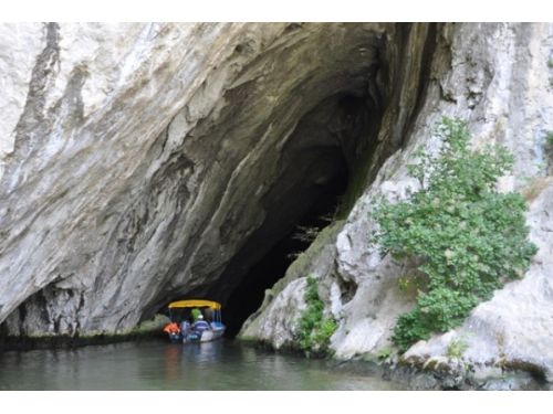 Ponicova Cave Dubova