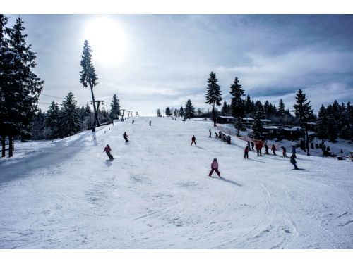 Ski Slope Lobogó Baile Homorod