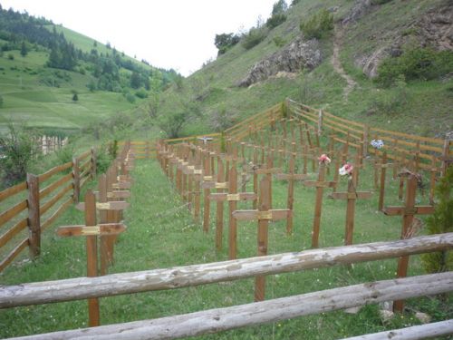 The Heroic Cemetery Crooked Creek Lunca de Sus