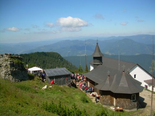 Montagne Monastère Ceahlau Bicaz