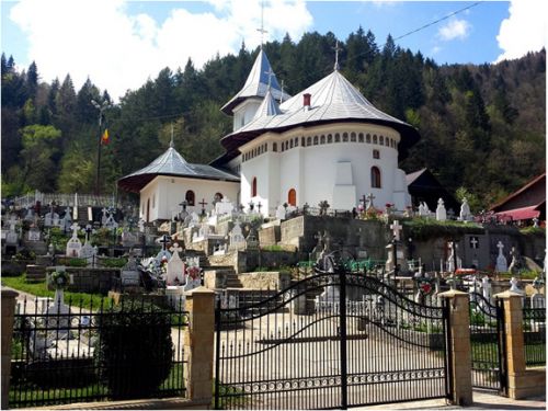 Kirche St. Georg Der Märtyrer - Bicaz Bicaz