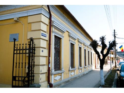 Biblioteca Municipală Dej Dej