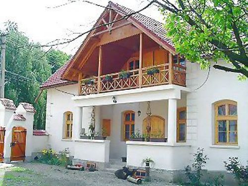 Pension Eniko Cernat